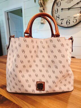 Dooney & Bourke white leather bucket bag